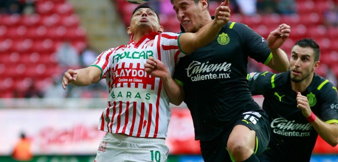 Necaxa vs Chivas por mejor posición en el repechaje