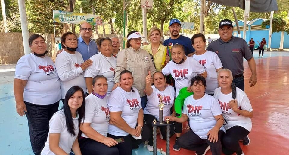 Las campeonas del torneo