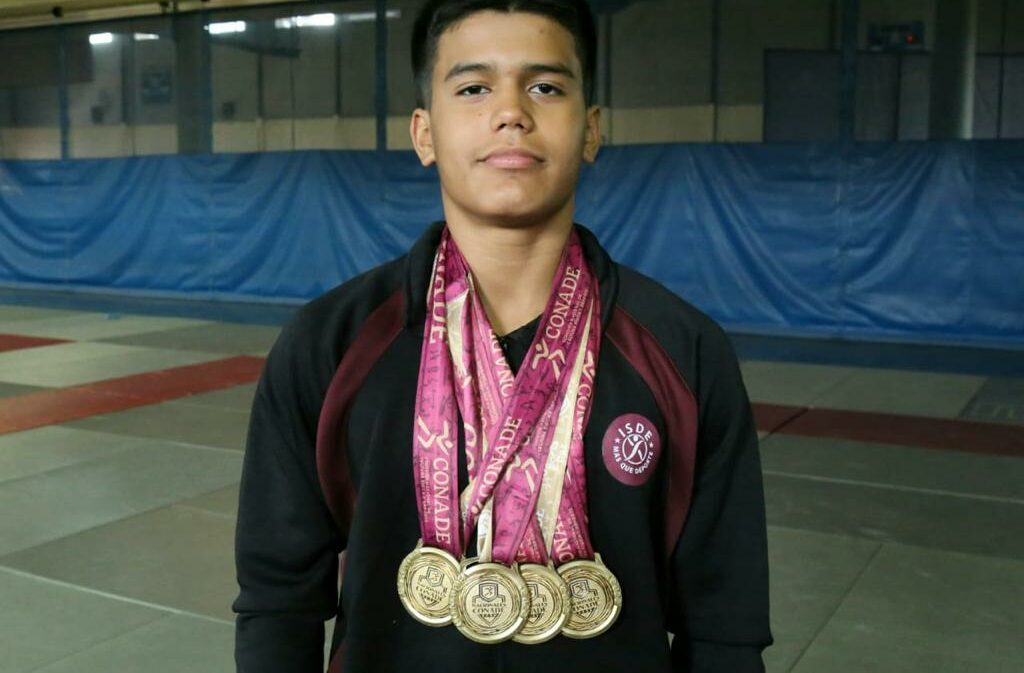 EL CULICHI AARON IBARRA LLEGÓ A 4 MEDALLAS DE ORO EN LOS JNC