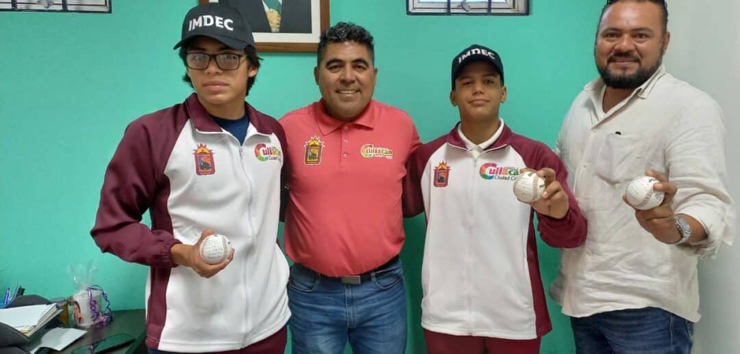 EL TALISMÁN LE REGALÓ UNAPELOTA DE BEISBOL A LOS MEDALLISTAS