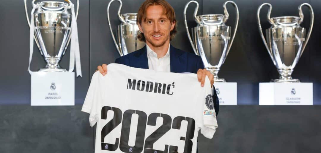 MODRIC RENOVÓ HASTA EL 2023 CON EL MADRID