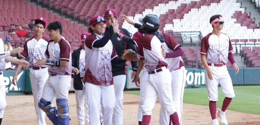 SINALOA FESTEJA SUS DOS TRIUNFOS EN BEISBOL