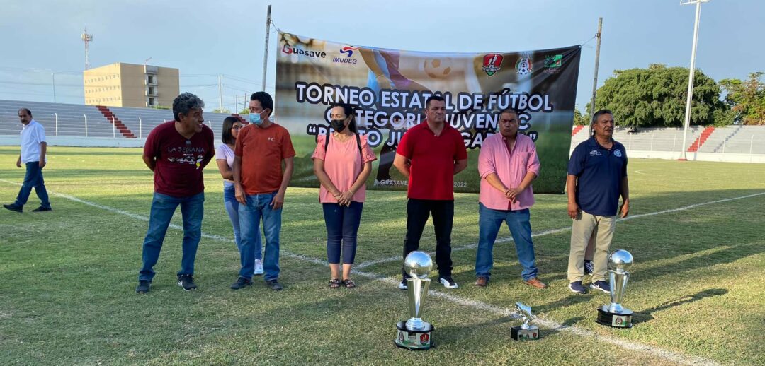 CÉSAR OJEDA, DIRECTOR DEL DEPORTE EN GUASAVE, ENCABEZÓ LA CEREMONIA INAUGURAL DEL ESTATAL