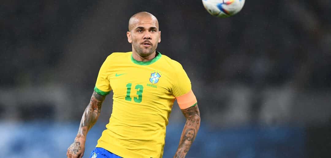 DANI ALVES JUGARÁ CON LOS PUMAS DE LA UNAM