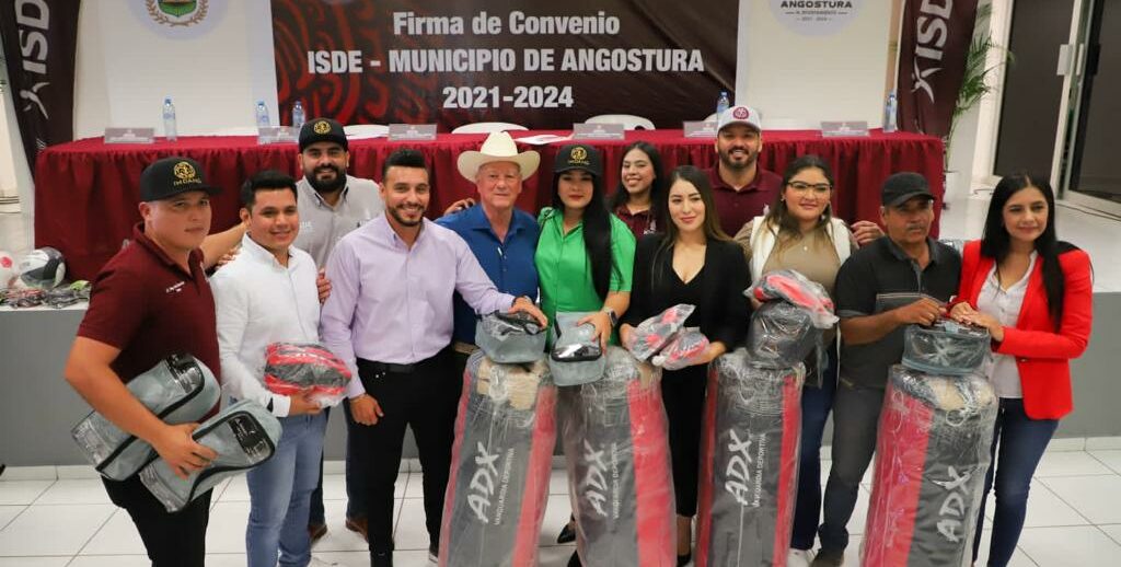 FIRMA EL ISDE CONVENCIO CON EL MUNICIPIO DE ANGOSTURA