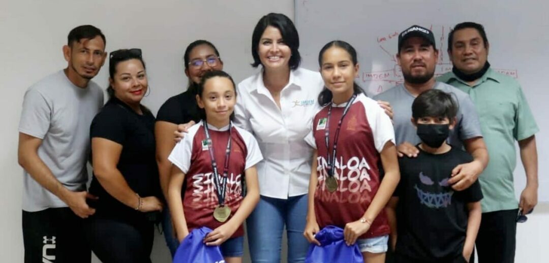 LAS CAMPEONAS FUERON RECIBIDAS EN EL IMDEM