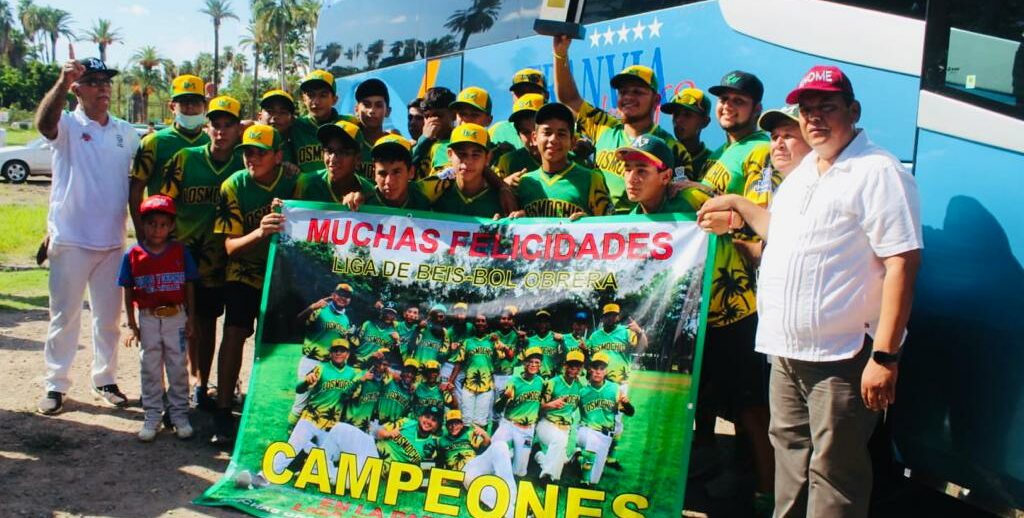 RECIBEN COMO REYES A LOS CAMPEONES NACIONALES DE AHOME