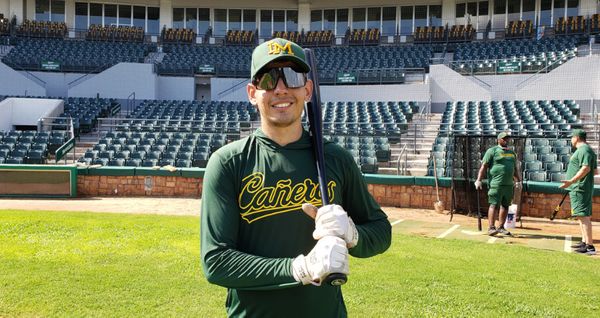 ÉDGAR ROBLES, EN SU PRETEMPORADA CON CAÑEROS