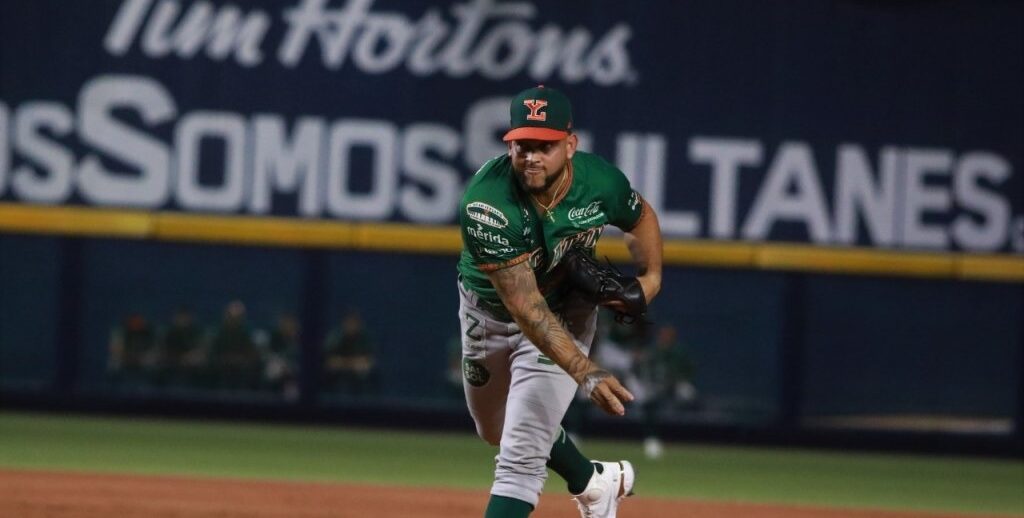 HENDERSON ÁLVAREZ FUE NOMBRADO MVP DE LA SERIE DEL REY 2022