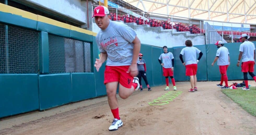 JONATHAN BERNAL BUSCA UN LUGAR EN VENADOS