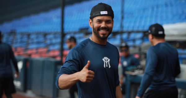 FERNANDO PÉREZ REPORTÓ CON LOS SULTANES