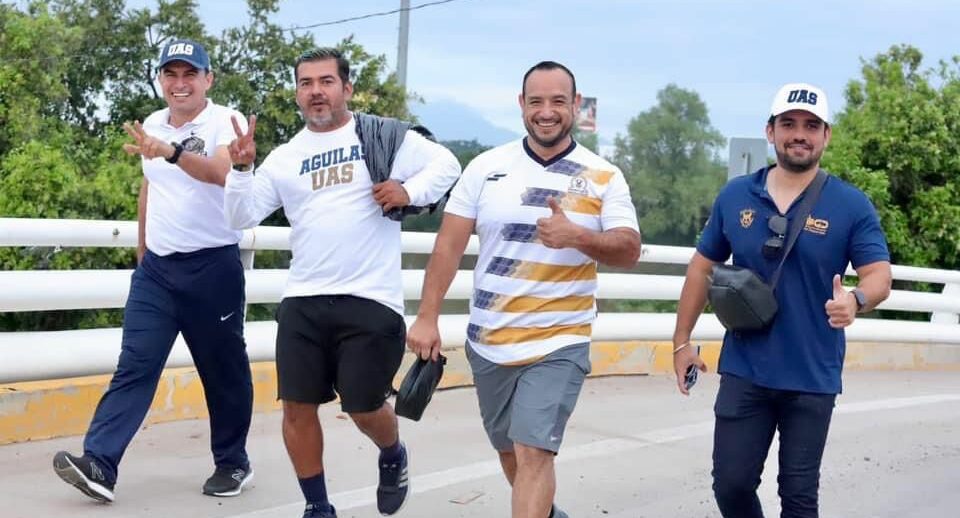 GRAN PARTICIPACIÓN TUVO LA UAS EN LA CARRERA DEL MÉDICO