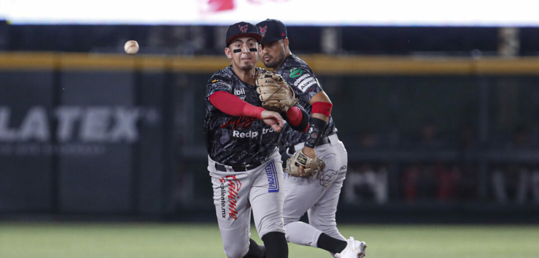 LOS VENADOS CAYERON ANTE CHARROS Y PERDIERON EL INVICTO