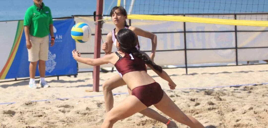 EL VOLEIBOL DE PLAYA SE UNE A LAS ESCUELAS DEPORTIVAS UAS