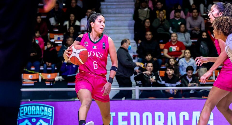 GLADYS ÁVILA ESTÁ EN LA MEJOR QUINTETA DEL CENTROBASKET FEMENINO