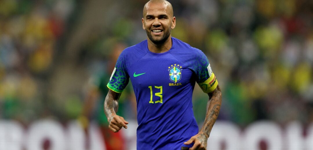 DANI ALVES ES EL BRASILEÑO MÁS VETERANO EN JUGAR UN MUNDIAL