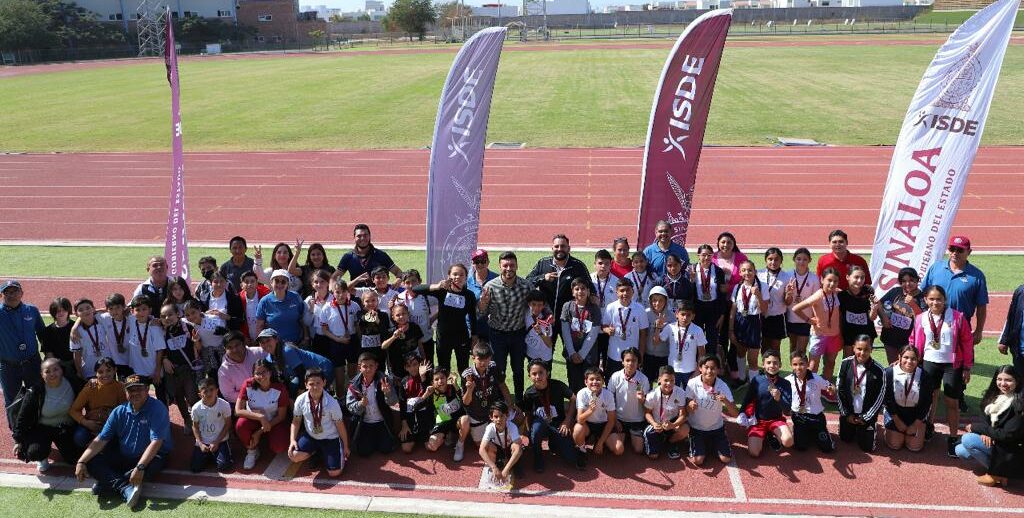 INAUGURA EL ISDE LOS JUEGOS DEPORTIVOS ESCOLARES