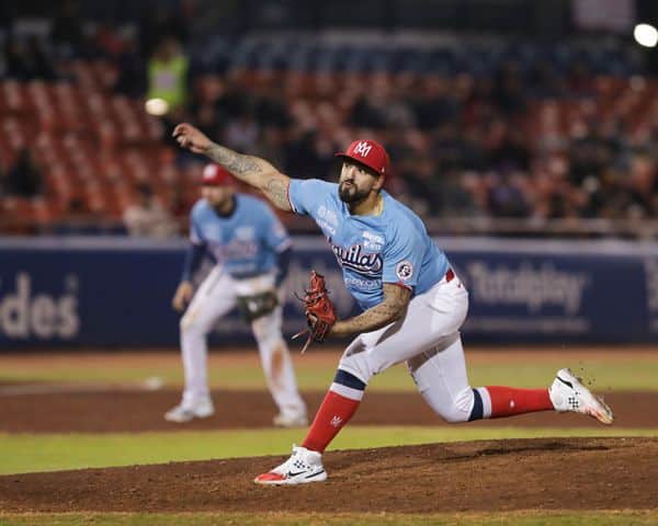 JAKE SÁNCHEZ Y DAVID REYES JUGARÁN EN VENEZUELA