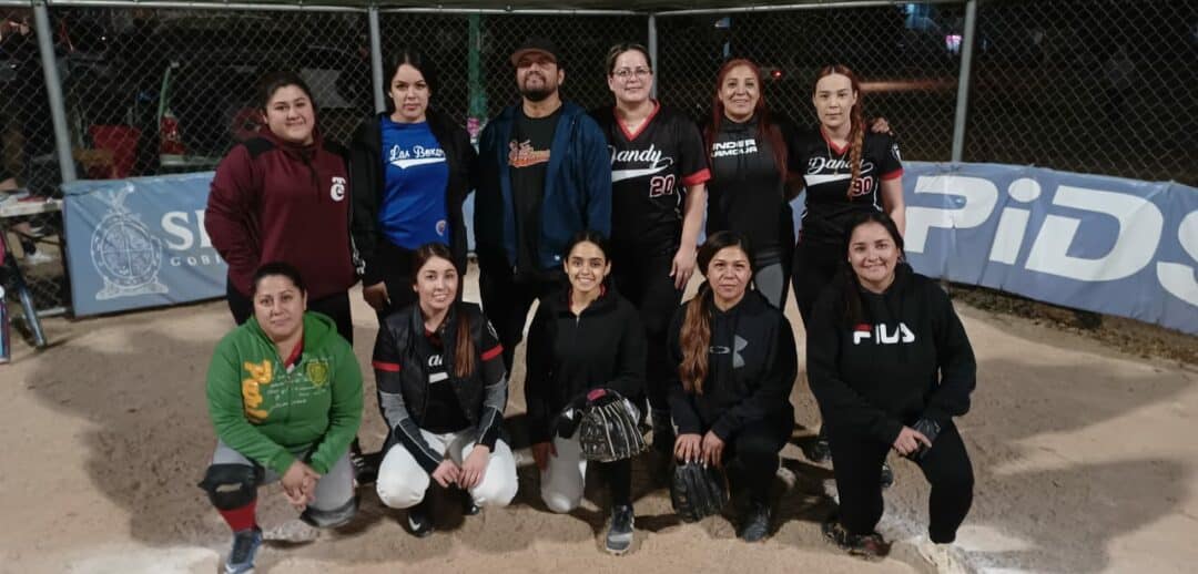 LAS DANDYS APALEAN EN LA LIGA DE SOFTBOL DE ALTURAS DEL SUR