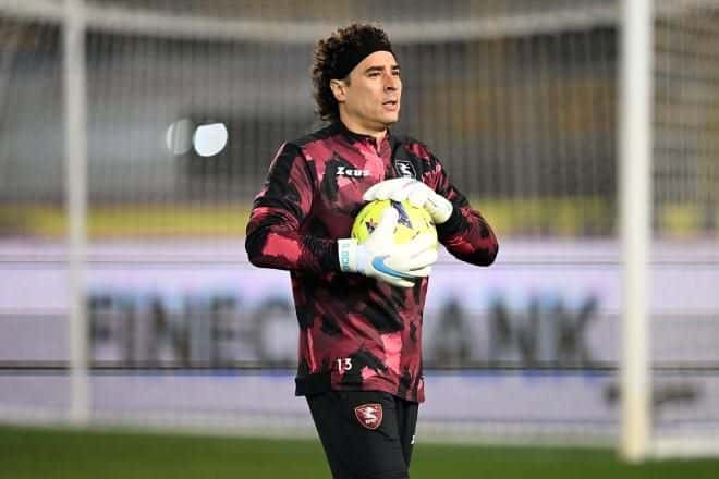 MEMO OCHOA LOGRA SU PRIMER TRIUNFO EN ITALIA