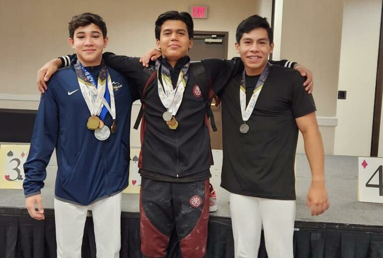 GIMNASTAS SINALOENSES GANAN DECENA DE MEDALLAS EN COPA BLACKJACK