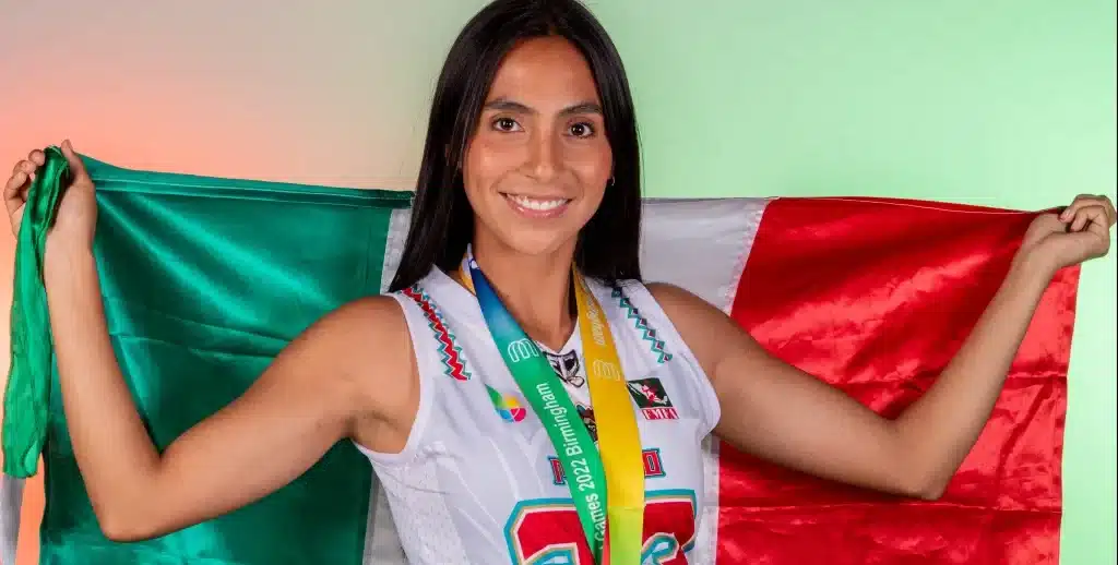 DIANA FLORES, LA MEXICANA QUE TUVO PARTICIPACIÓN EN EL SUPER BOWL