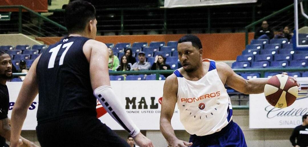 PIONEROS VENCE A HALCONES EN LA PRETEMPORADA