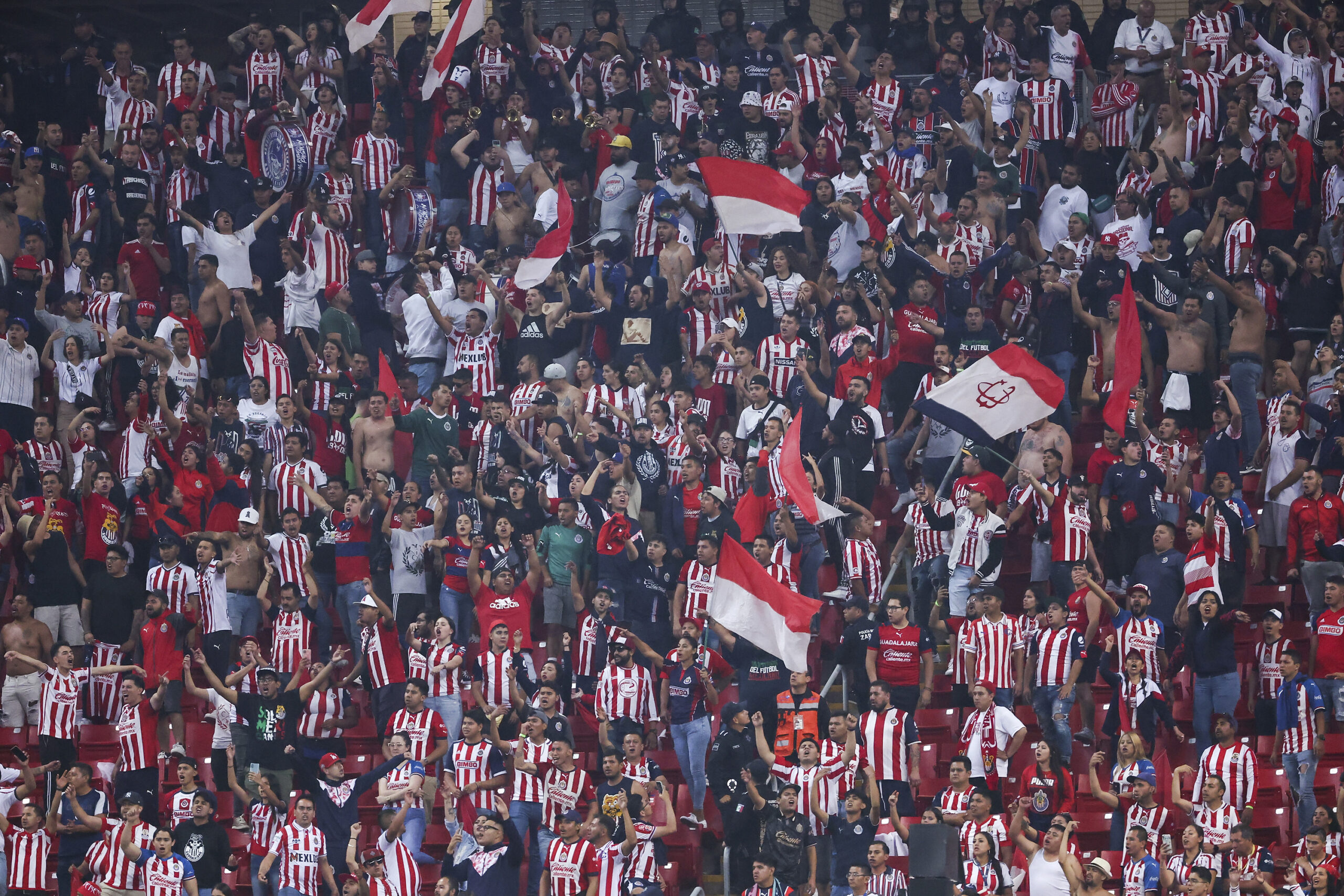 ESTADIO CHIVAS