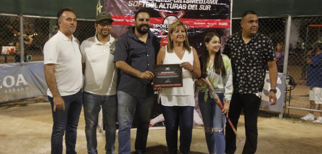 INAUGURAN DE MANERA OFICIAL LA LIGA SPORTSMEDIAMX SOFTBOL ALTURAS DEL SUR