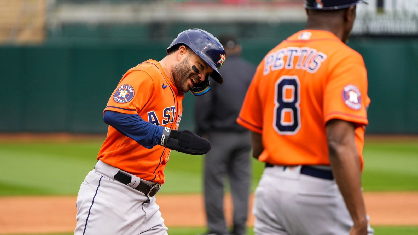 Astros vs Athletics