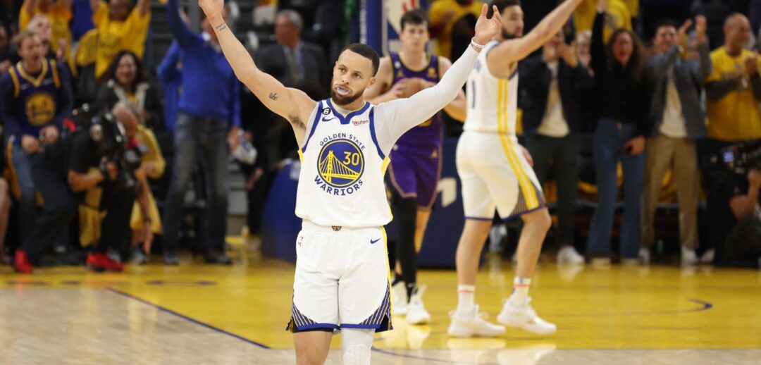 LOS WARRIORS EMPAREJAN LA SEMIFINAL ANTE LAKERS