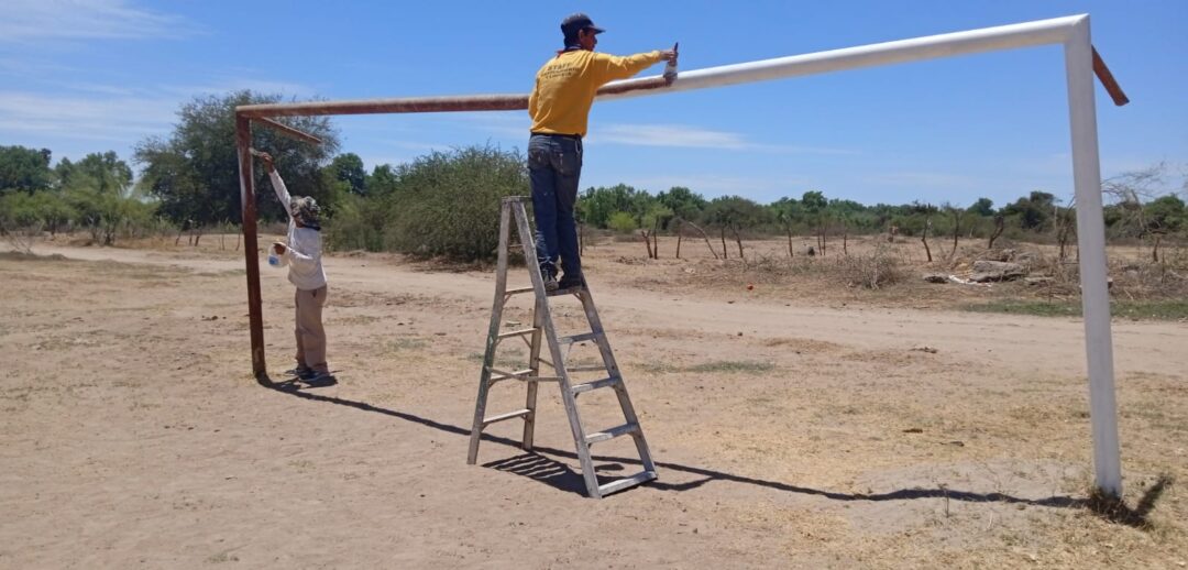 REHABILITAN ESPACIOS DEPORTIVOS EN AHOME