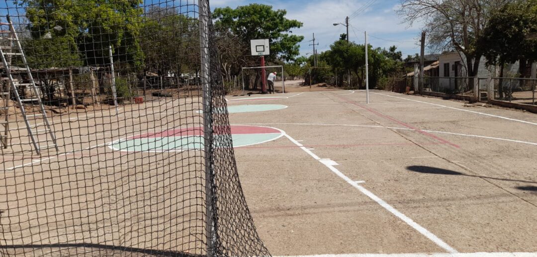 cancha de usos múltiples