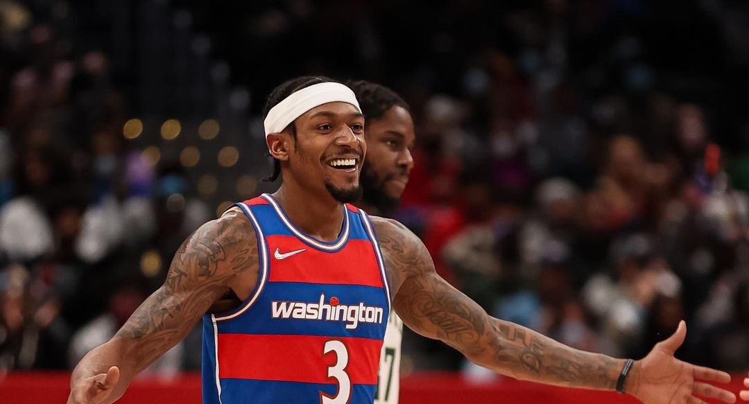 Bradley Beal fue traspasado a los Phoenix Suns