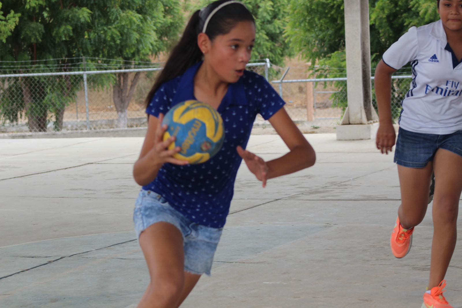 HANDBALL