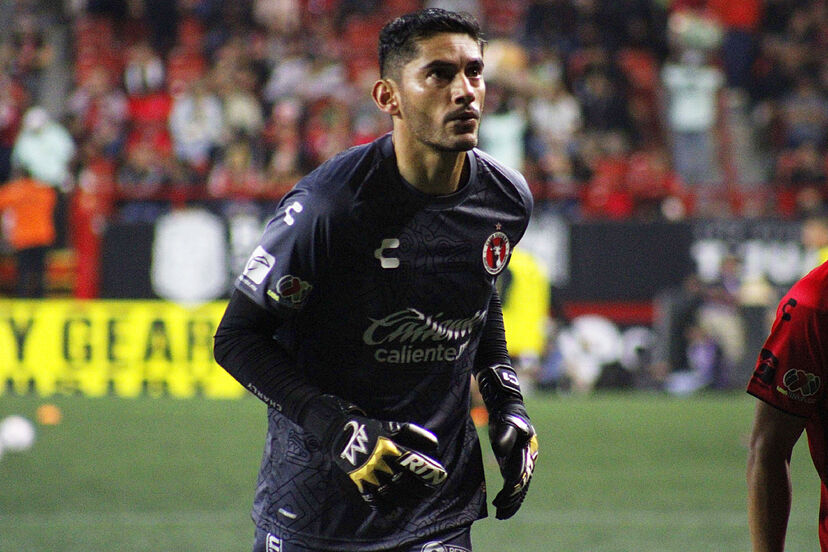 JESÚS CORONA MOLESTO POR SU SALIDA DEL CRUZ AZUL