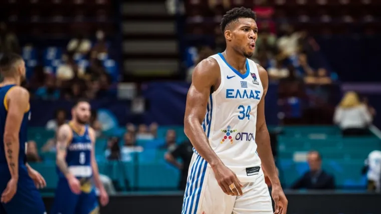 GIANNIS PODRÍA PERDERSE EL MUNDIAL FIBA 2023