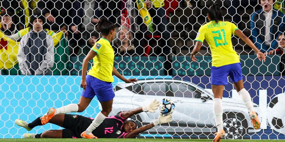 BRASIL Y ALEMANIA APLASTARON EN EL MUNDIAL FEMENIL