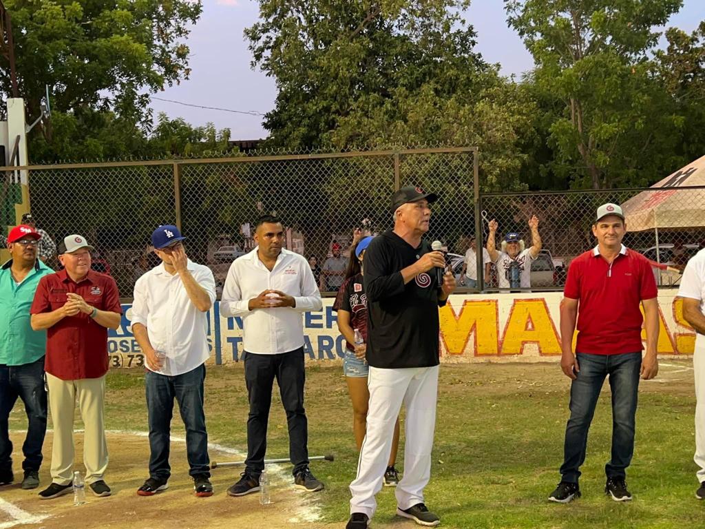 Inauguración de beisbol 60 y más