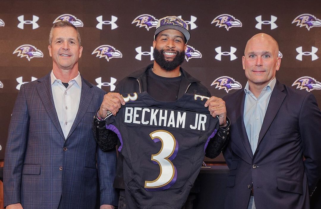 ODELL BECKHAM JR EN EL DÍA DE SU PRESENTACIÓN CON LOS RAVENS