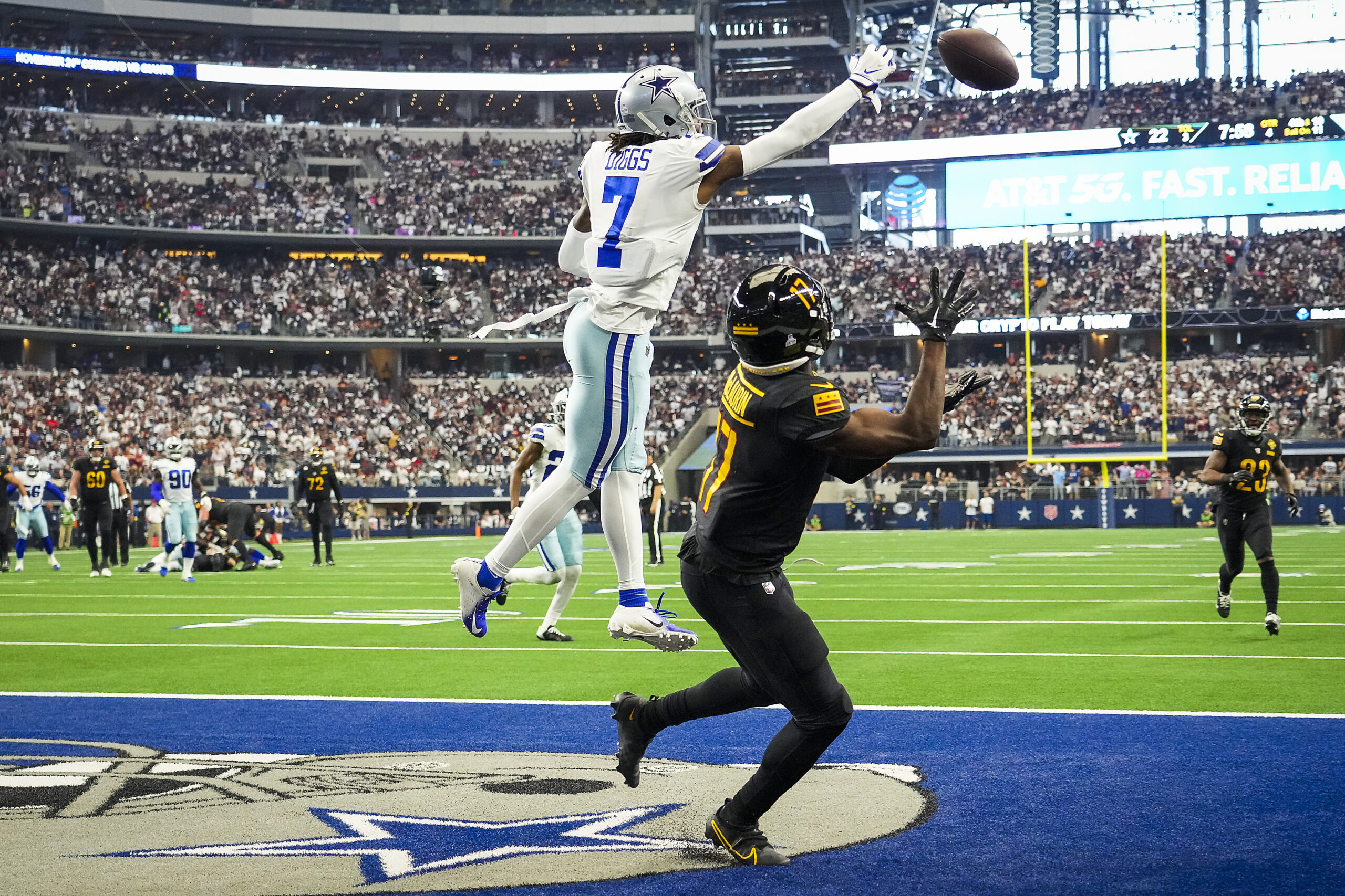 TREVON DIGGS ESTARÁ EN LA LISTA DE LOS CORNERBACK MEJORES PAGADOS DE LA NFL