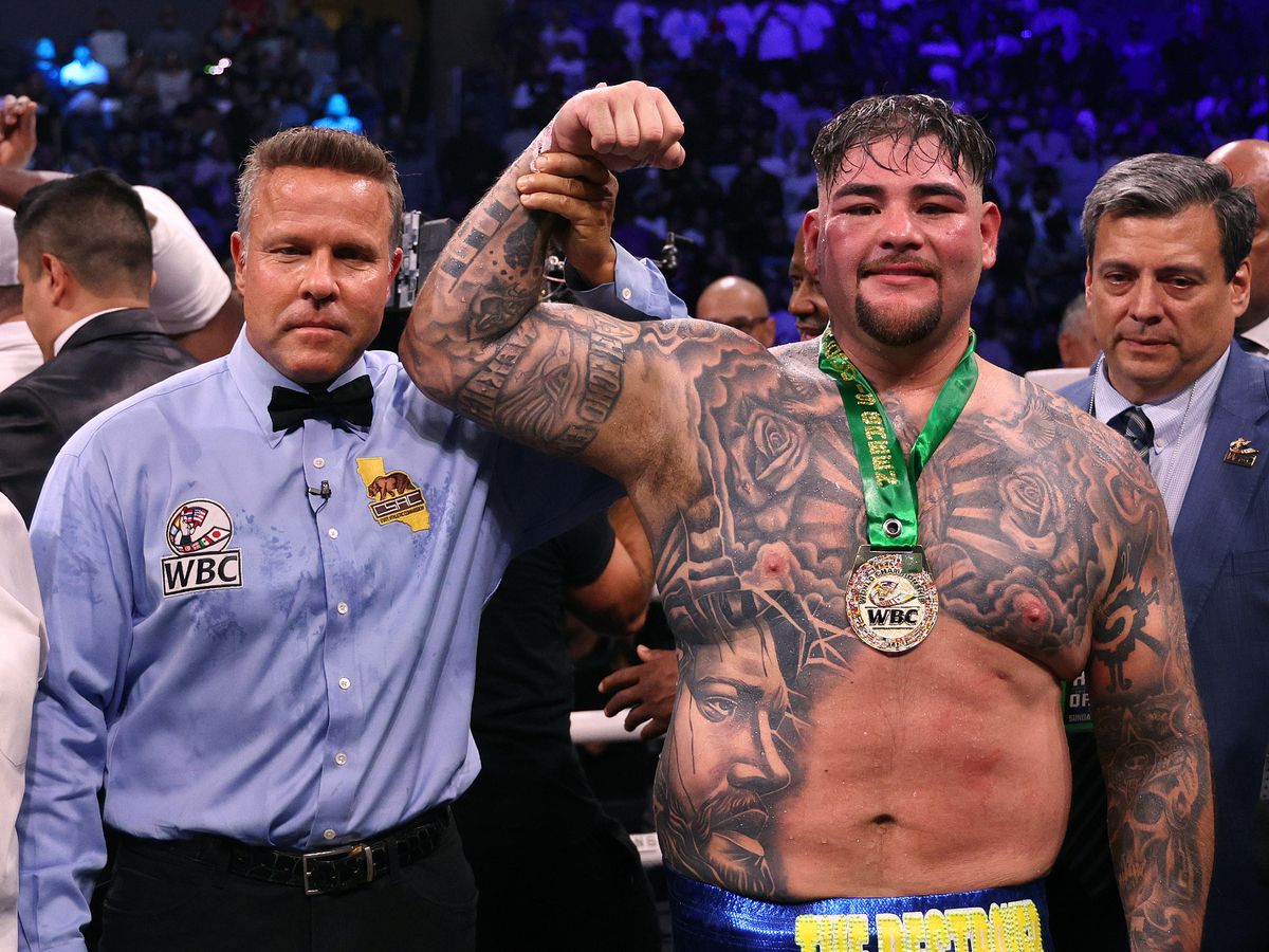 ¿CUÁNTO QUIERE GANAR ANDY RUIZ POR ENFRENTAR A DEONTAY WILDER?