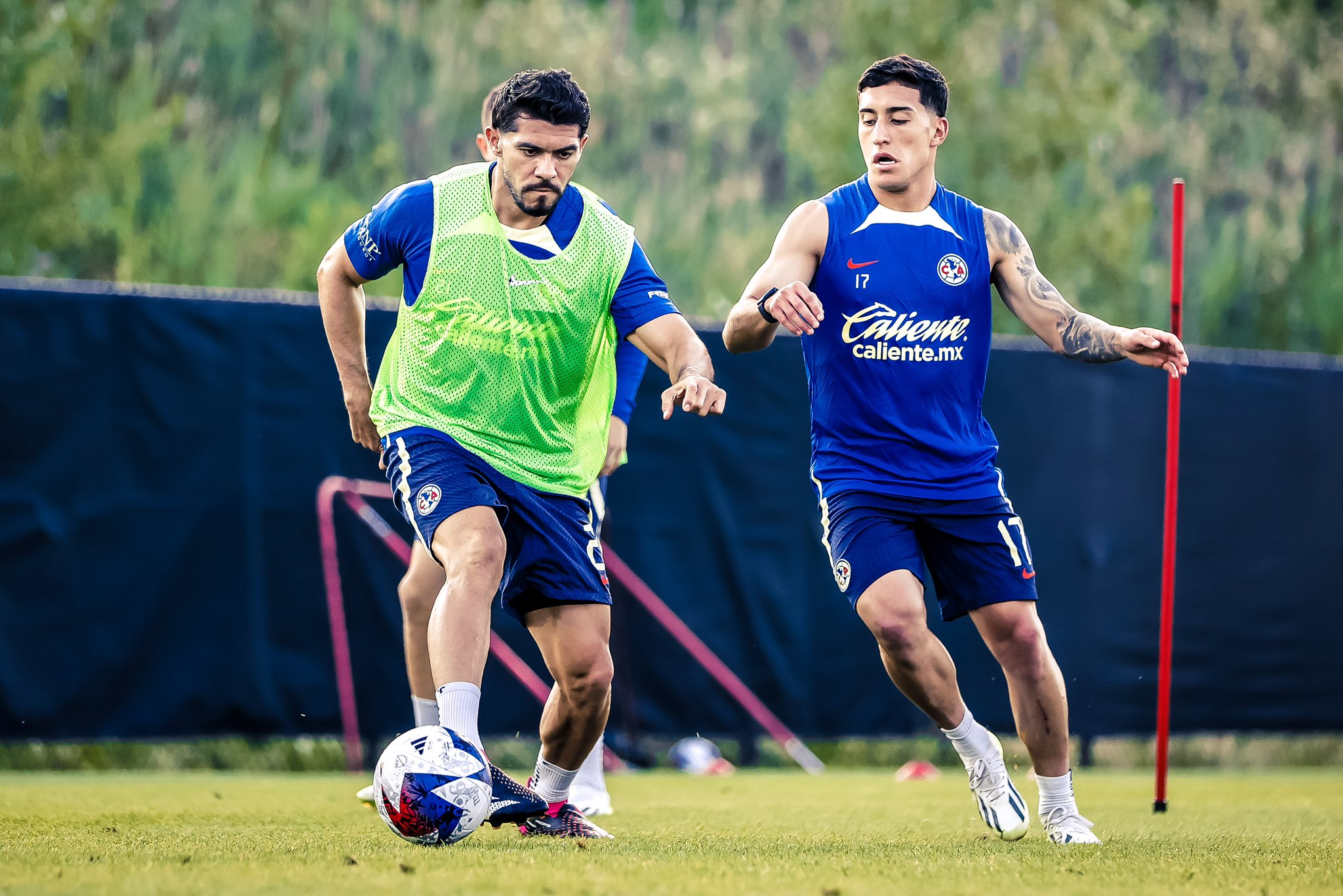 América. Henry Martin y Alejandro Zendejas