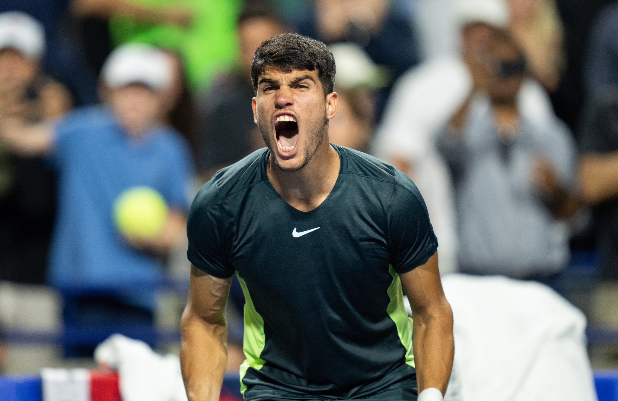 CARLOS ALCARAZ YA ESTÁ EN CUARTOS DE FINAL DEL MASTERS 1000 DE TORONTO