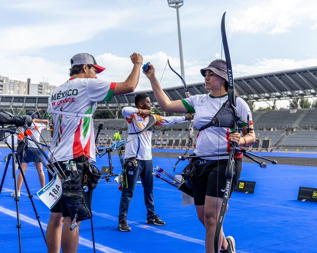 ¿CUÁNTAS MEDALLAS CREE GANAR ALEJANDRA VALENCIA EN LOS JUEGOS OLIMPICOS?