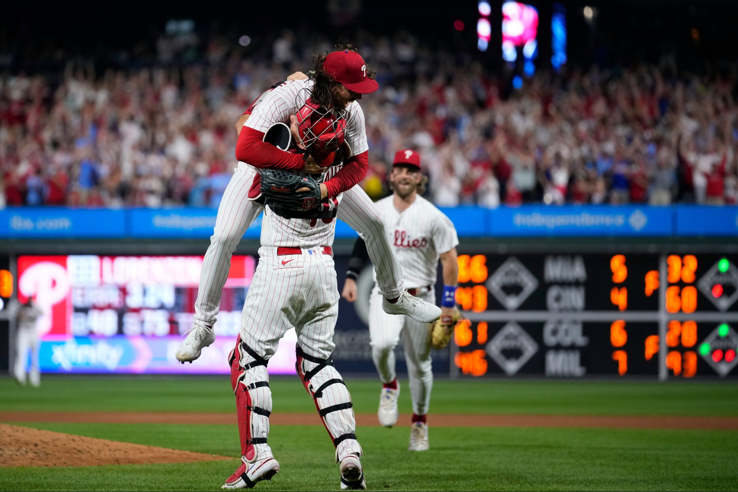 MICHAEL LORENZEN LANZA JUEGO SIN HIT NI CARRERA