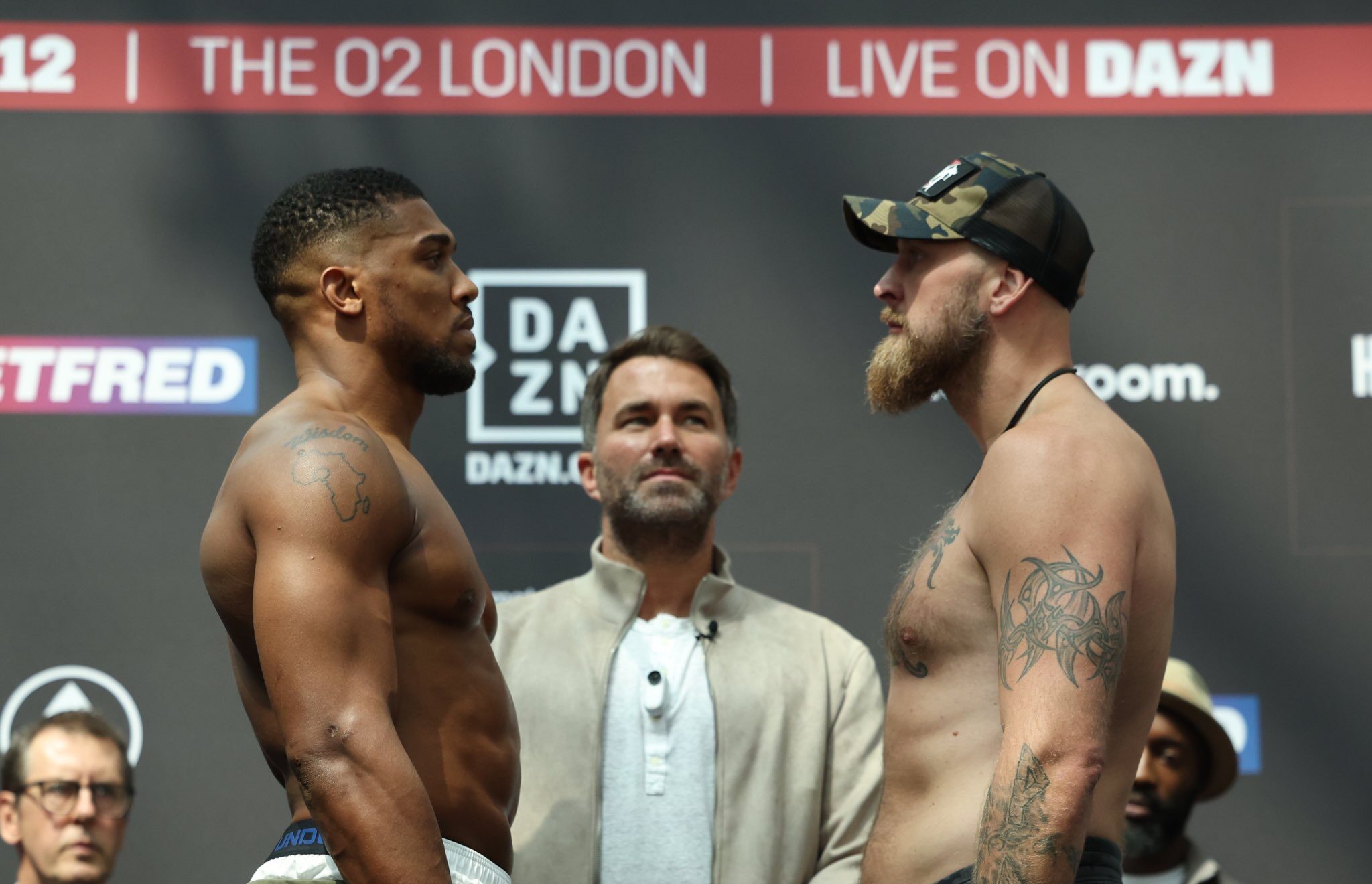 JOSHUA Y HELENIUS LISTOS PARA SU COMBATE