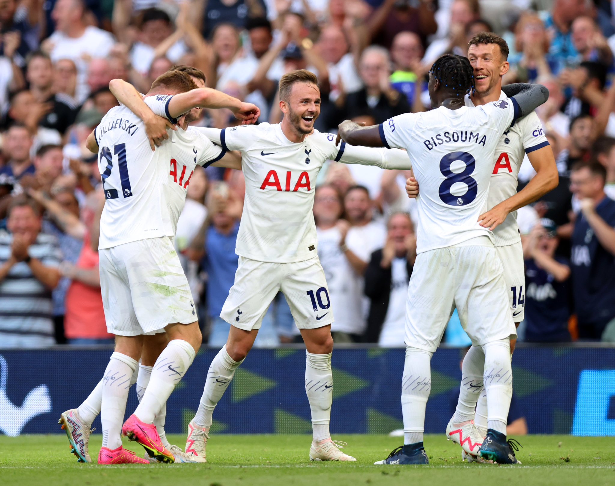 SIN HARRY KANE, EL TOTTENHAM DERROTA AL MANCHESTER UNITED