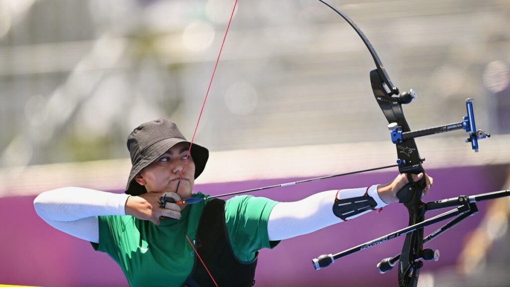 ALE VALENCIA HACE HISTORIA A GANAR PLATA EN EL MUNDIAL DE TIRO CON ARCO