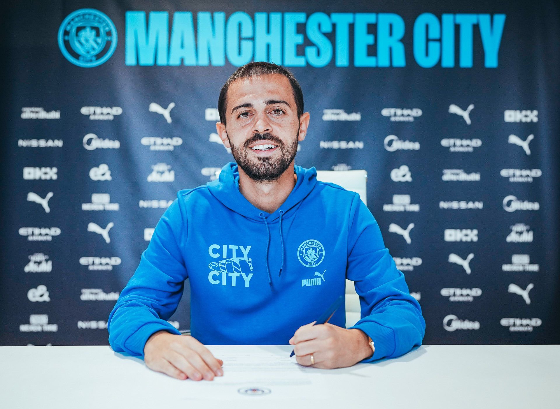 ¡OFICIAL! BERNARDO SILVA RENUEVA CON EL MANCHESTER CITY